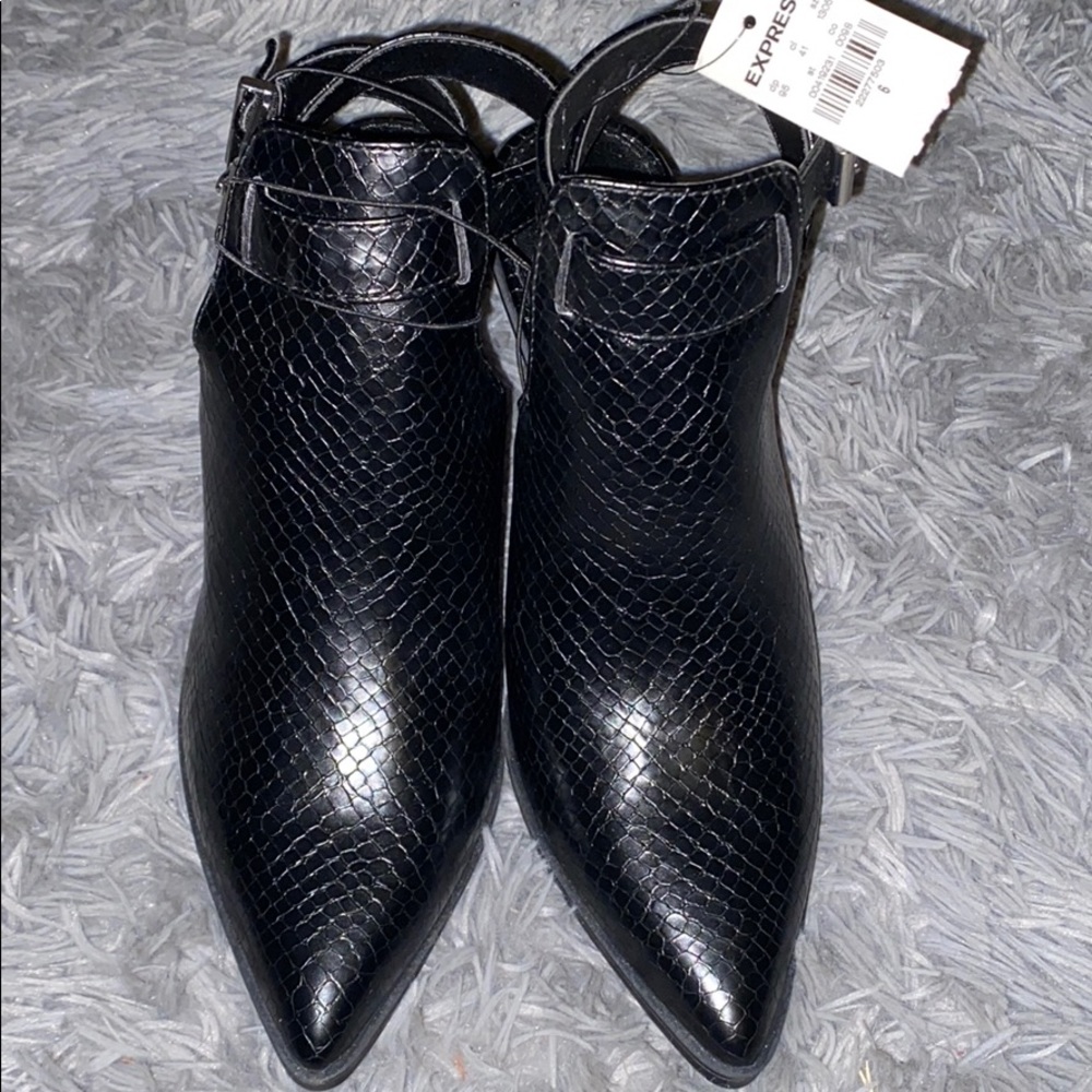 Express Booties